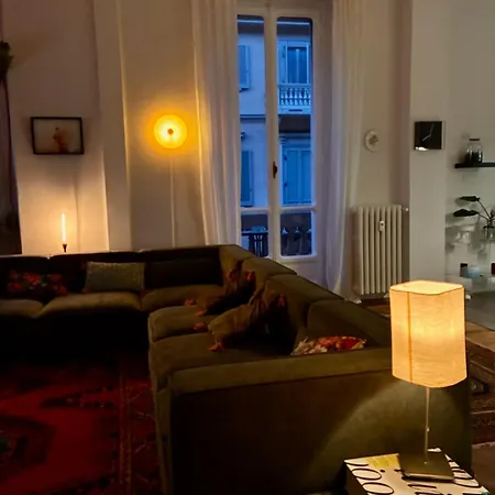 Designer Loft - Urban Jungle - Historic Building *