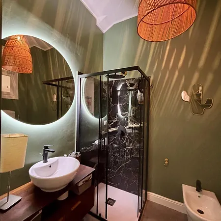 Designer Loft - Urban Jungle - Historic Building Turin